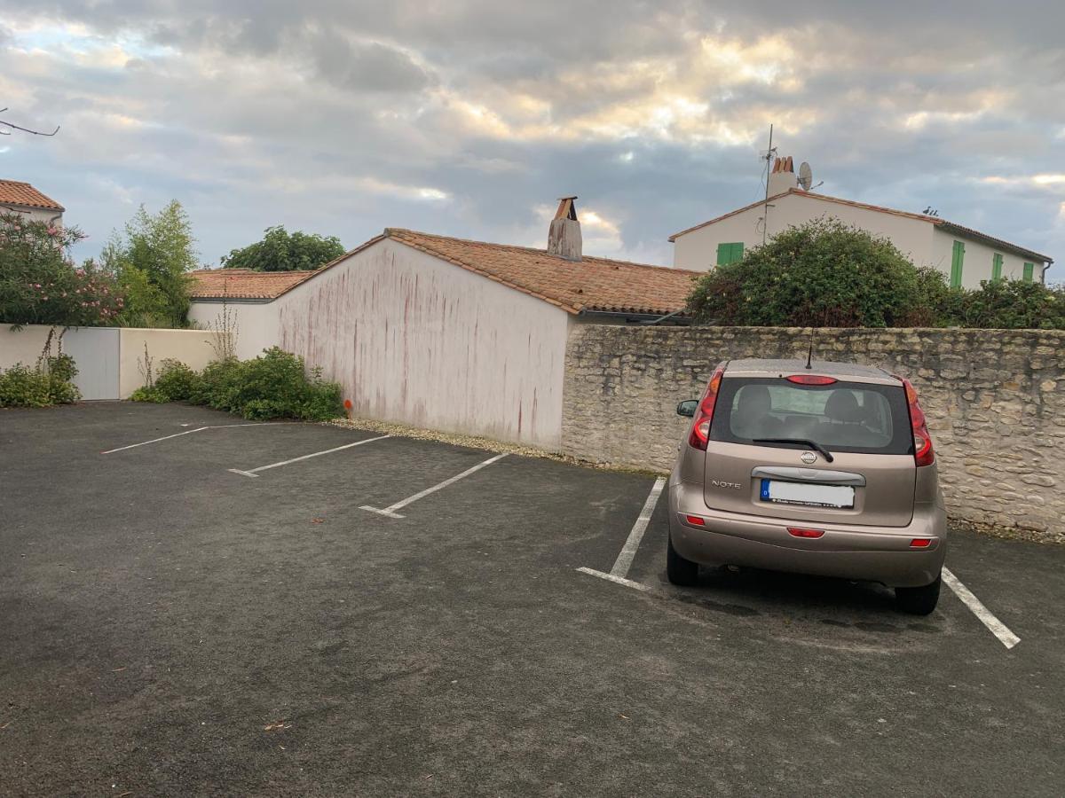 Ma Re Basse Villa La Flotte Exteriör bild
