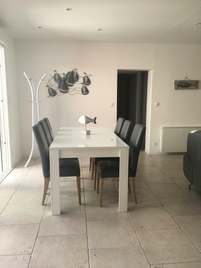 Ma Re Basse Villa La Flotte Exteriör bild